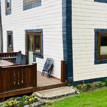 Alte Wildmeisterei - Gartenblick Appartement Neuhaus am Rennweg