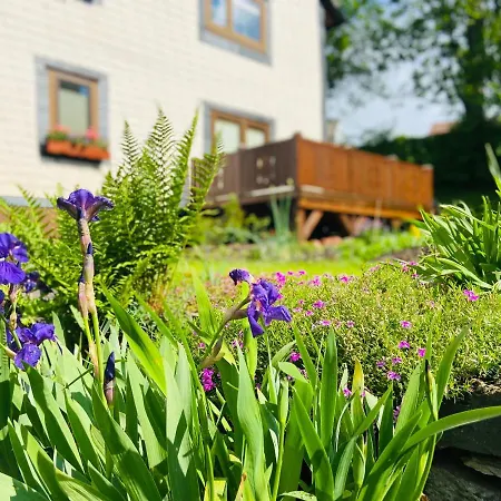 Alte Wildmeisterei - Gartenblick Appartement