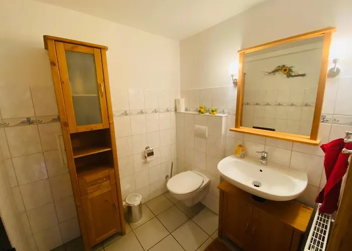 Alte Wildmeisterei - Gartenblick *